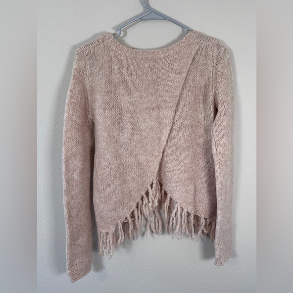 Sundays One Blush Pink Fringed chunky oversized Sweater size small - Picture 4 of 5